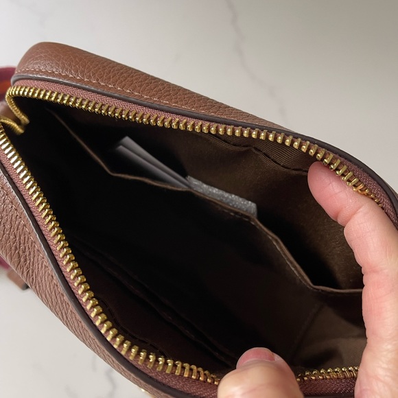 BRAND NEW Classic Coach Purse - Picture 5 of 7